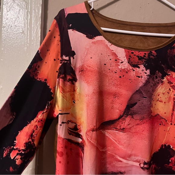 🏷️🆕🎉totw • reversible abstract print brown suede long sleeve tunic top - Picture 6 of 17